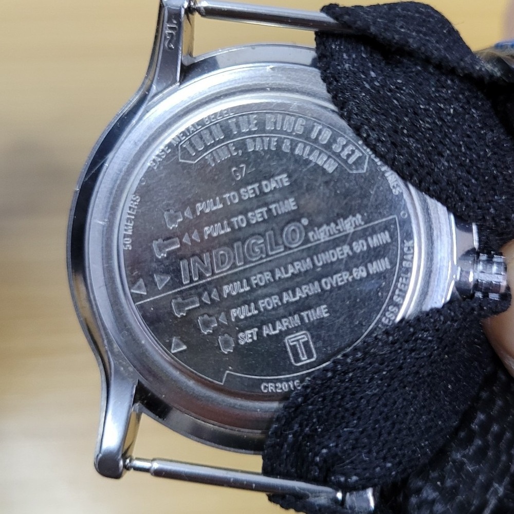 Vintage Timex Men Reef Gear Indiglo Alarm Date Black Leather Quartz Watch 7 3/4" - Picture 6 of 6